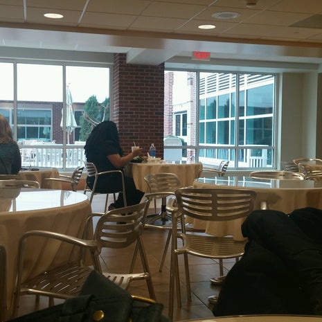 York Hospital Atrium Cafe (Starbuck's)