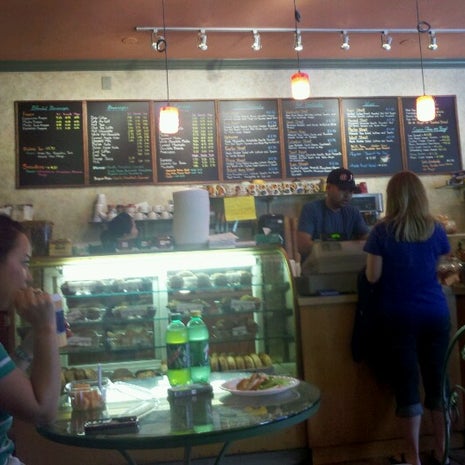Uptowner Cafe