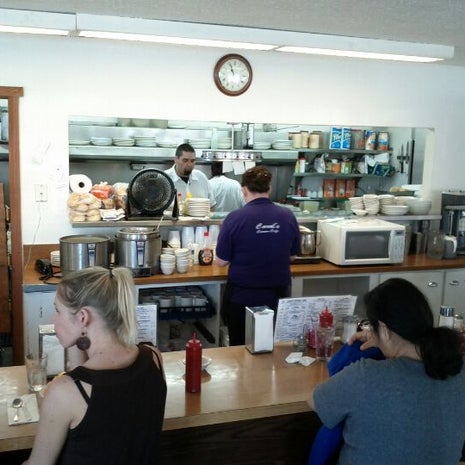 Carol's Corner Cafe