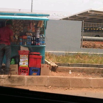 Kios rokok dpn loreal