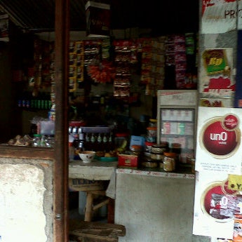 Warung Mbak War