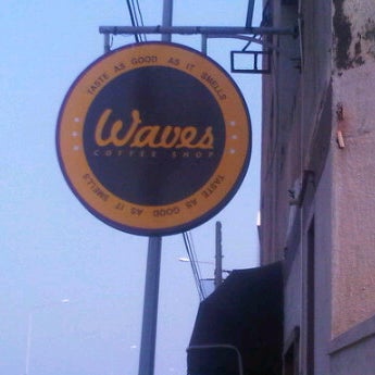 Waves Coffee Shop