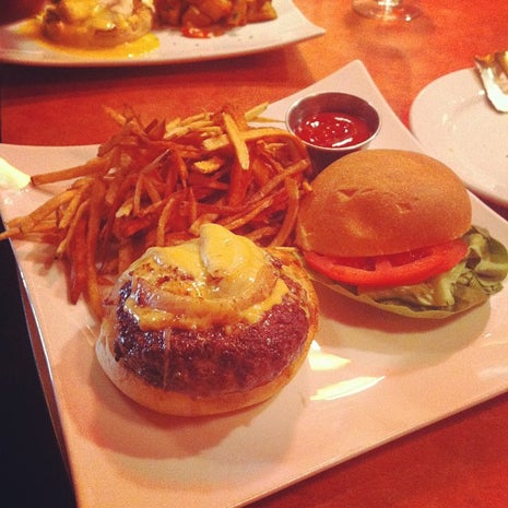 Nage Bistro