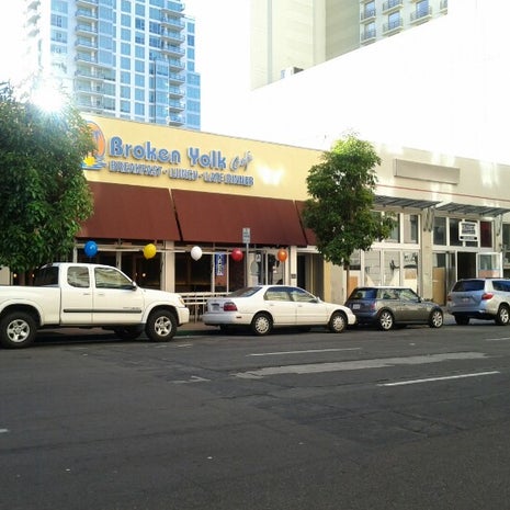 Broken Yolk Cafe