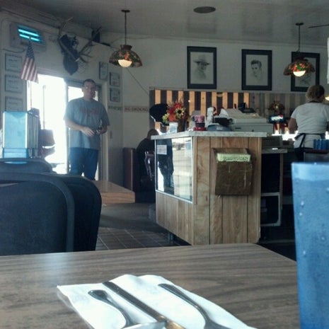 Brownies Cafe