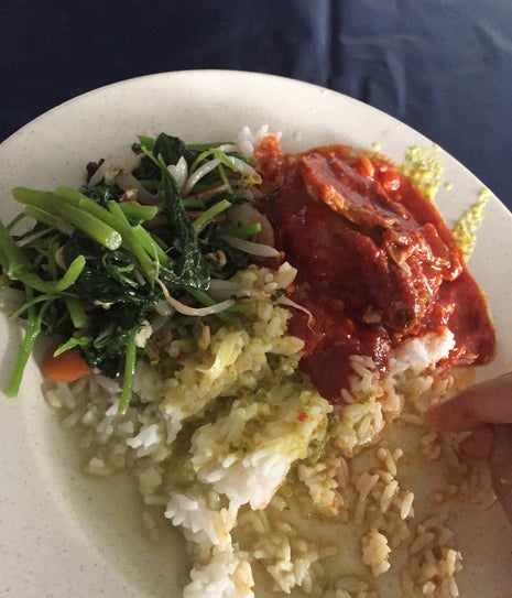 Kedai Makan Tepi Rumah Jalan Padi