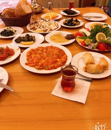 Kırıntı Cafe Kağvaltı