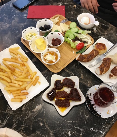 KOZBAHCE Butik Cafe & Doğal Ürünler