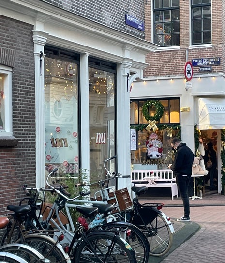 nu