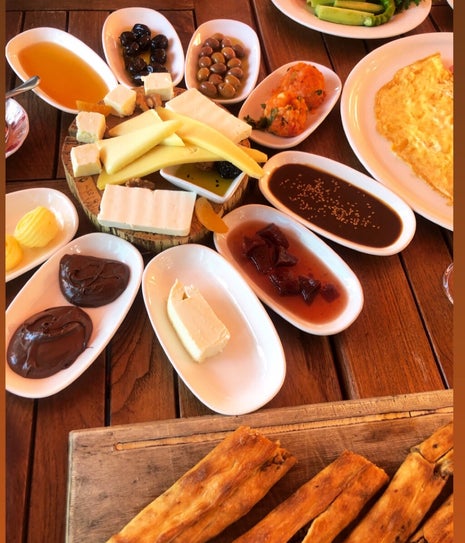 Venn Cafe & Restaurant