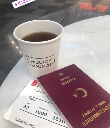 Hquick Lounge
