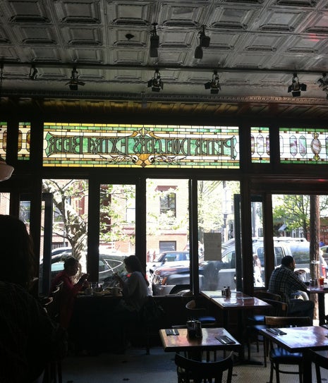 Teddy's Bar & Grill
