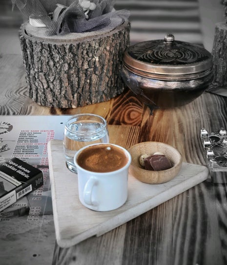 Ehl-Î Dem Közde Kahve