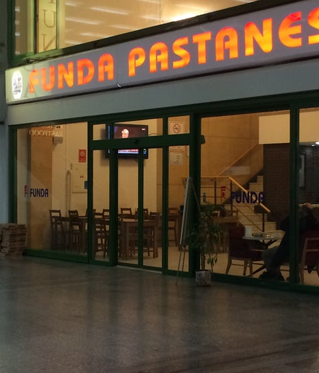 Funda Cafe & Patisserie