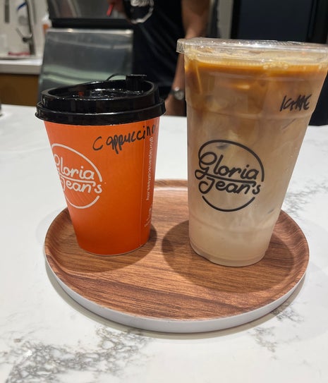 Gloria Jeans Coffee