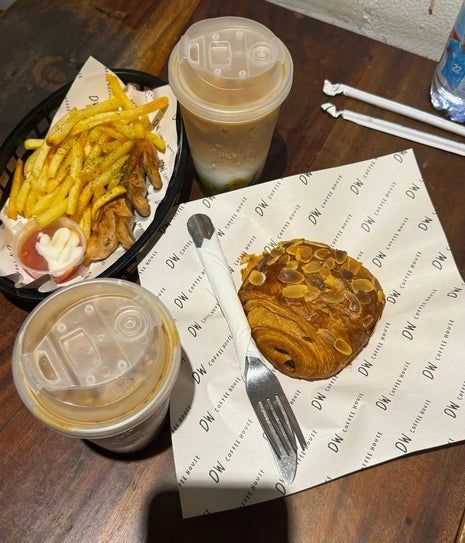 DW Coffee House