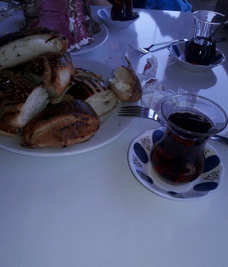 Namzade Unlu Mamulleri & Pastaneleri