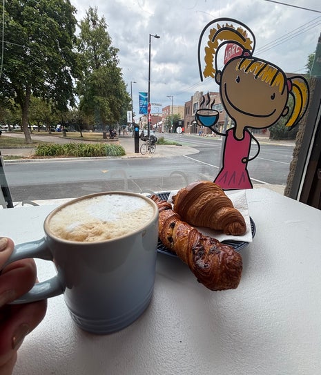 Café chez Charlotte