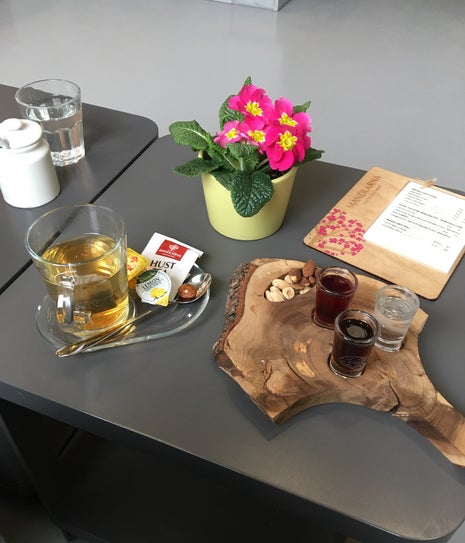 Mandlárna