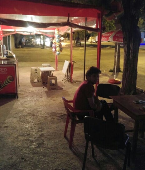 Yagmur Cafe