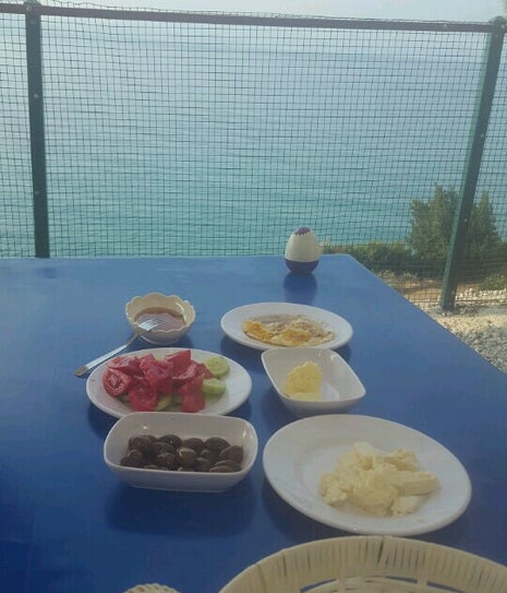 Kır Bahçesi / The Brunchery