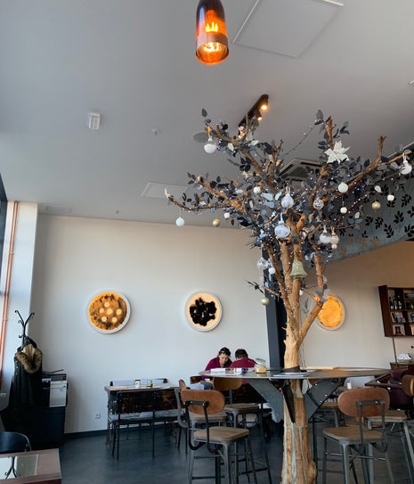 Laura coffee u Makra