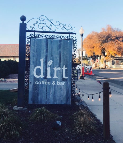 Dirt Coffee & Bar