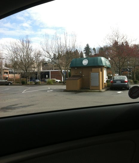 Tully's Coffee Drive Thru