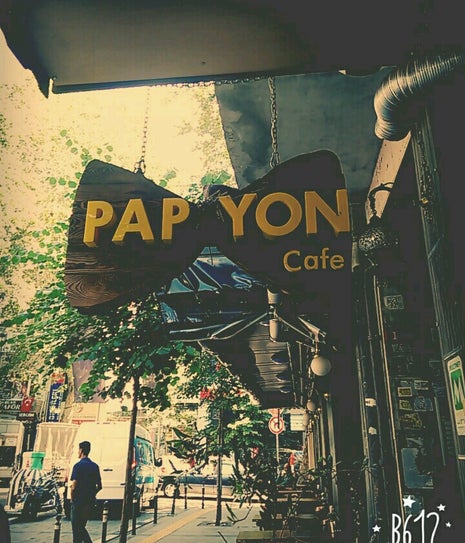 BOWTIE Papyon Cafe
