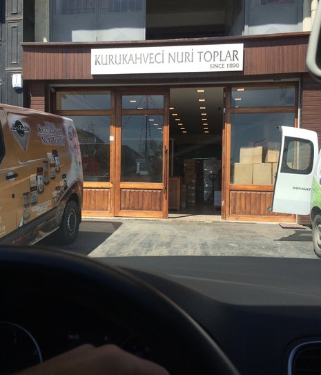 Kurukahveci Nuri Toplar