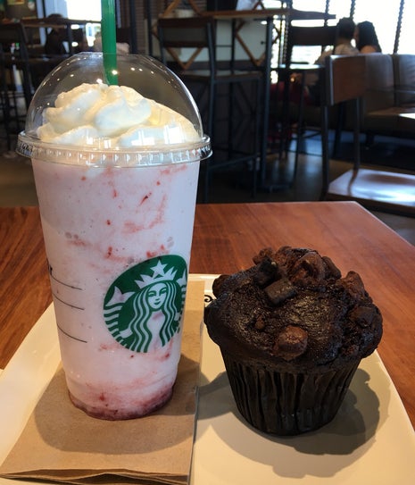 Starbucks Tres Torres