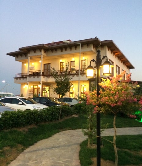 Özcanlar Köfte