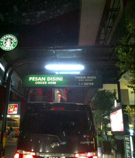 Starbucks Drivethru