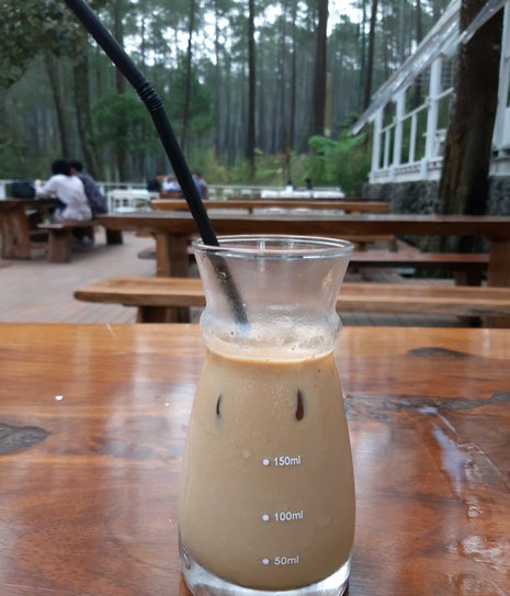 Warung Kopi Gunung Cikole