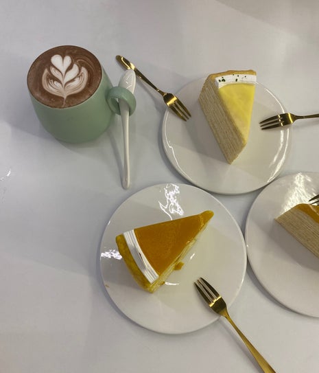 Maco Cafe & Bakery