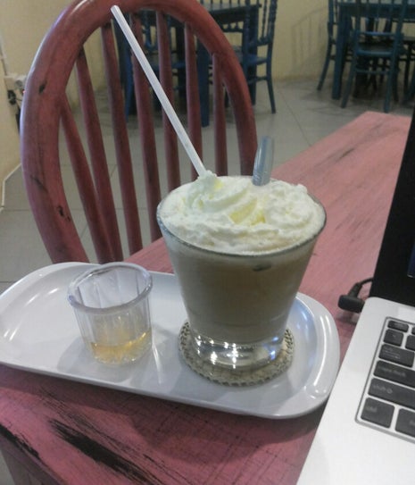 MOFFEE (Music & Coffee)