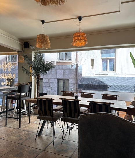 Das Han Cafe