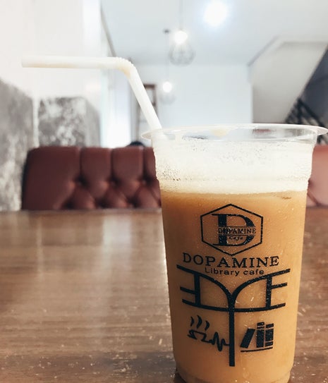 Dopamine Coffee Shop