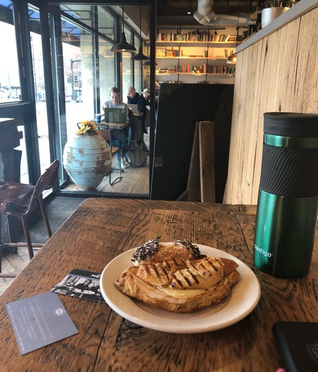 Caffè Nero - Beacon St