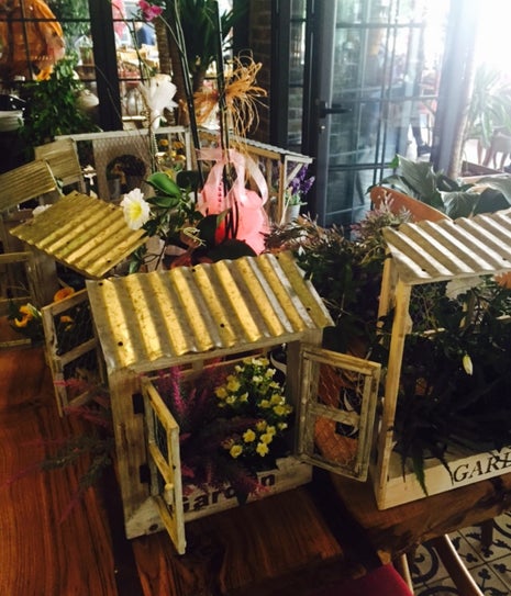 Firezza Cafe & Bistro