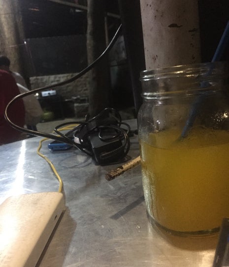 Warung Merah Pa'De