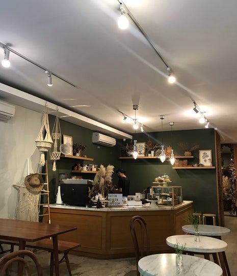 Guten Morgen Coffee Lab & Shop