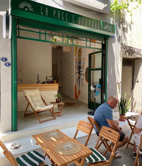 La Pace Coffee And Shop