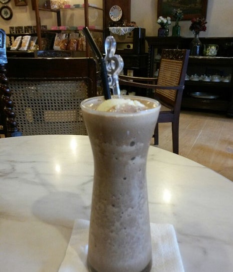 Imah Nini - Gallery And Coffeeshop