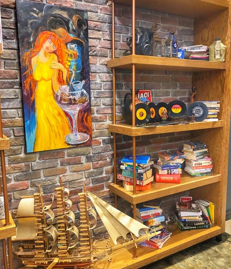 Lavien Cafe&Chocolate (Lavien Cafe & Chocolate)