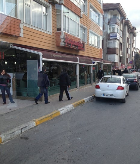 Yağcıoğlu Pastanesi