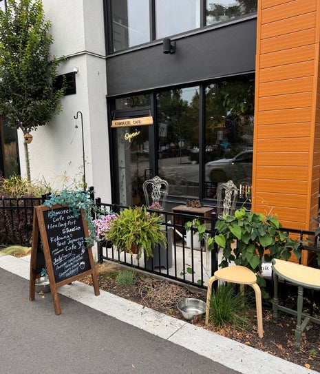 Komorebi Cafe And Healing Art Studio