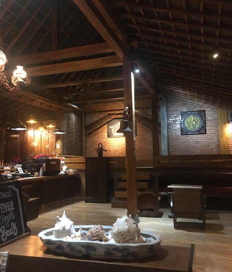 Redwood Coffee House