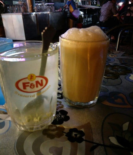 rafta man cafe