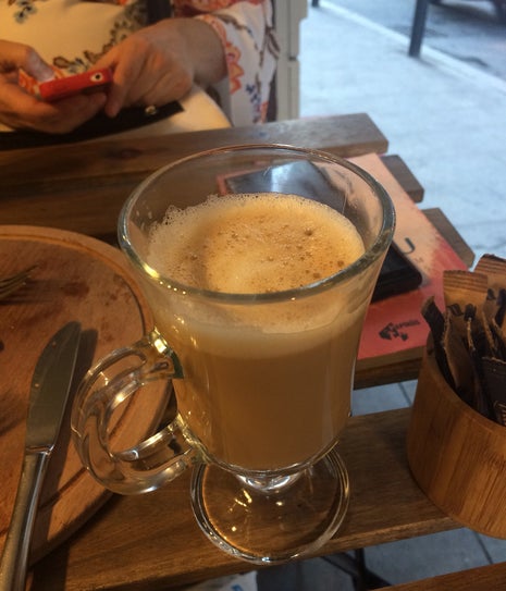 Kruvasan & Kahve Evi